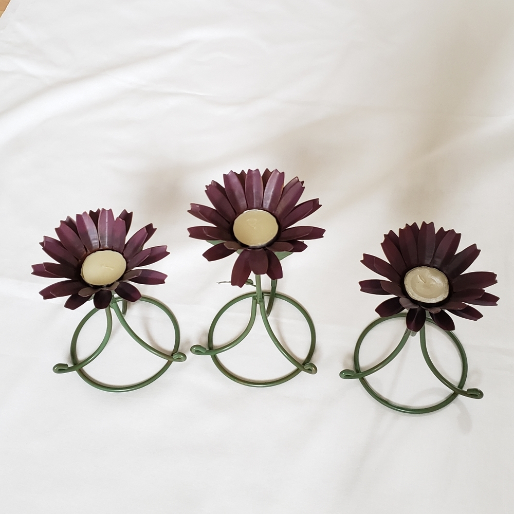 Metal Flower Tea Light Set - Picture 3 of 4